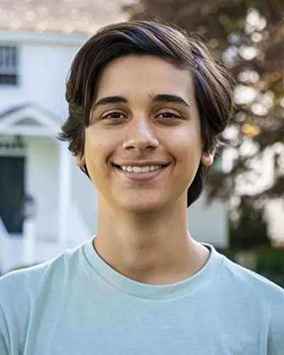 Isaia Alvarez Kohn