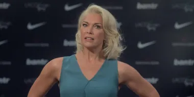 E9.La Locker Room Aux Folles