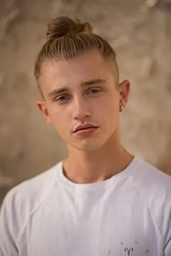Ryan Dean