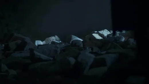 E6.The Iron Throne