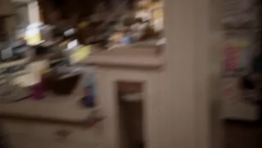 E10