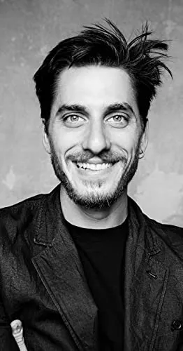 Luca Marinelli