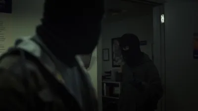 E7