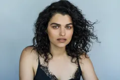Eve Harlow