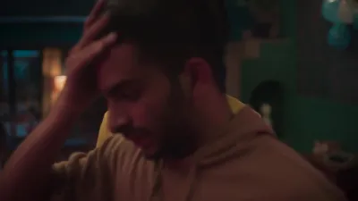 E1