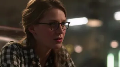 E9.Supergirl Lives