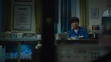 E2.Between Hope and Despair