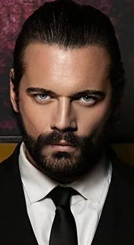 Theo Alexander