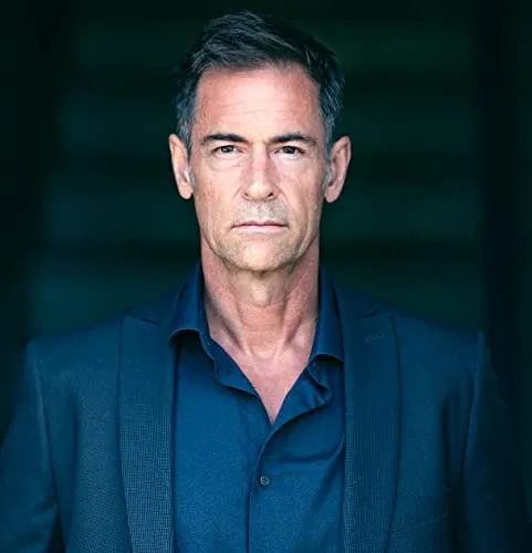 Scott Harlow