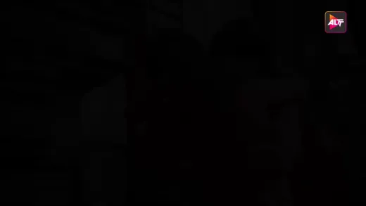 E4