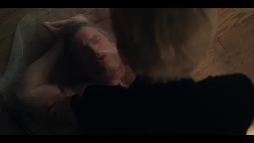 E4