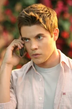 Josh Henderson