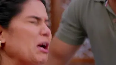E20