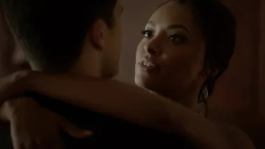 E9.The Simple Intimacy of the Near Touch