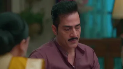 E693