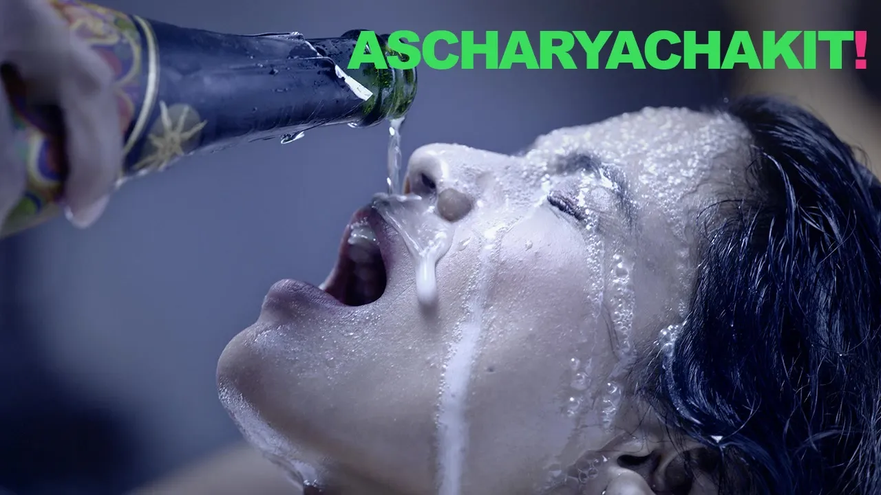 Movie Poster: Ascharyachakit!