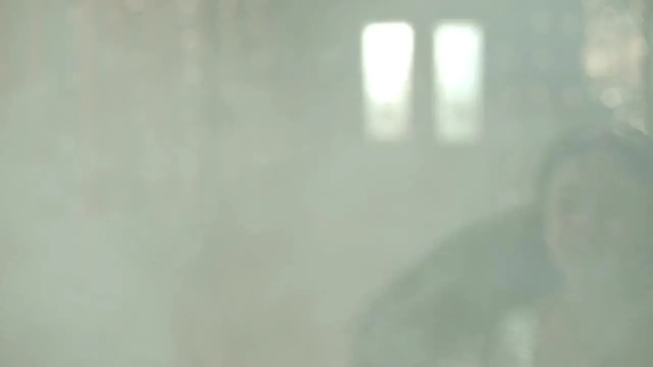 E274