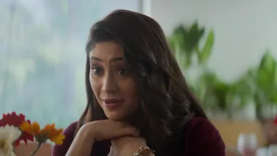 E3