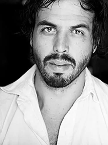 Angus Sampson
