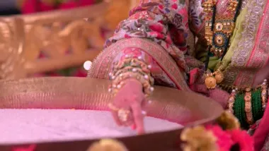 E433