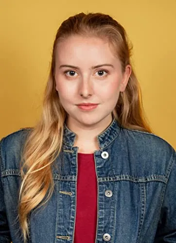 Lucy Earle