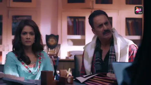 E10