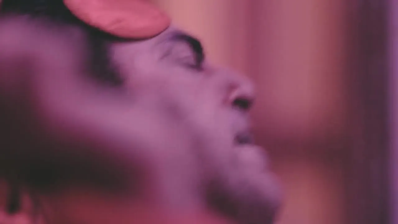 E6