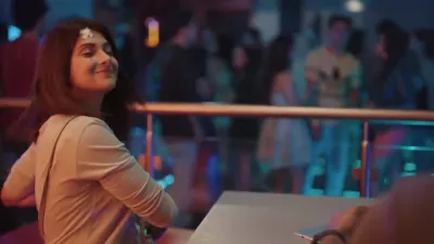 E4