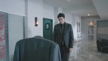 E2.Coincidences Offer Aid to Those Who Don't Want It