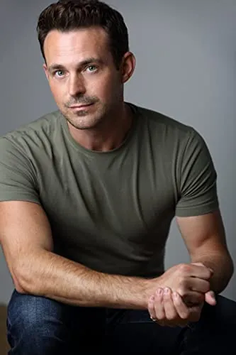 Jules Knight