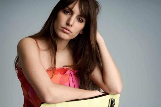 Helena Chambon