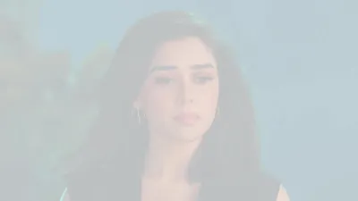 E37
