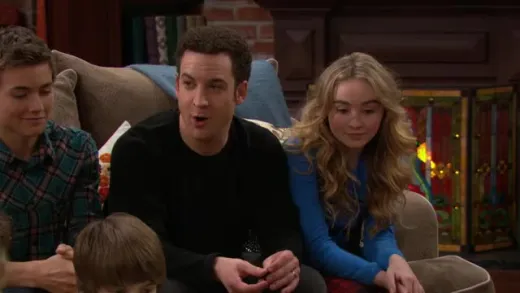 E17.Girl Meets Game Night