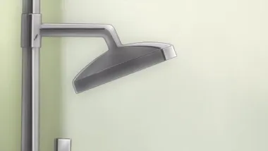 E2.Lady versus Lady!