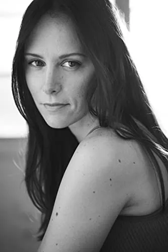 Laura Kennon