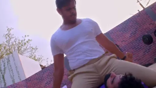 E453