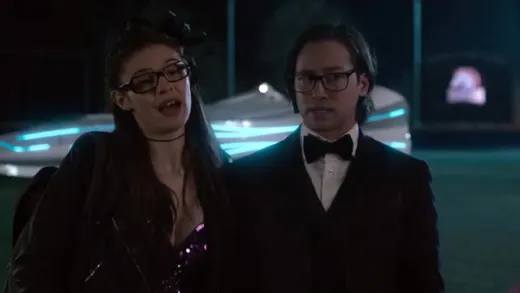 E5.Prom Night