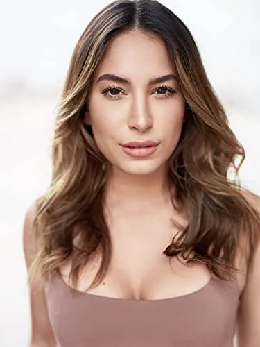 Ellena Takos