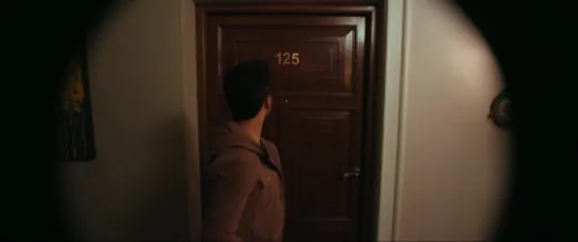 E4