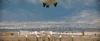 E2