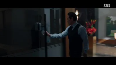 E16.Episode #1.16