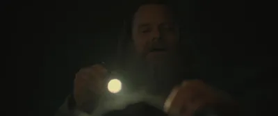 E4